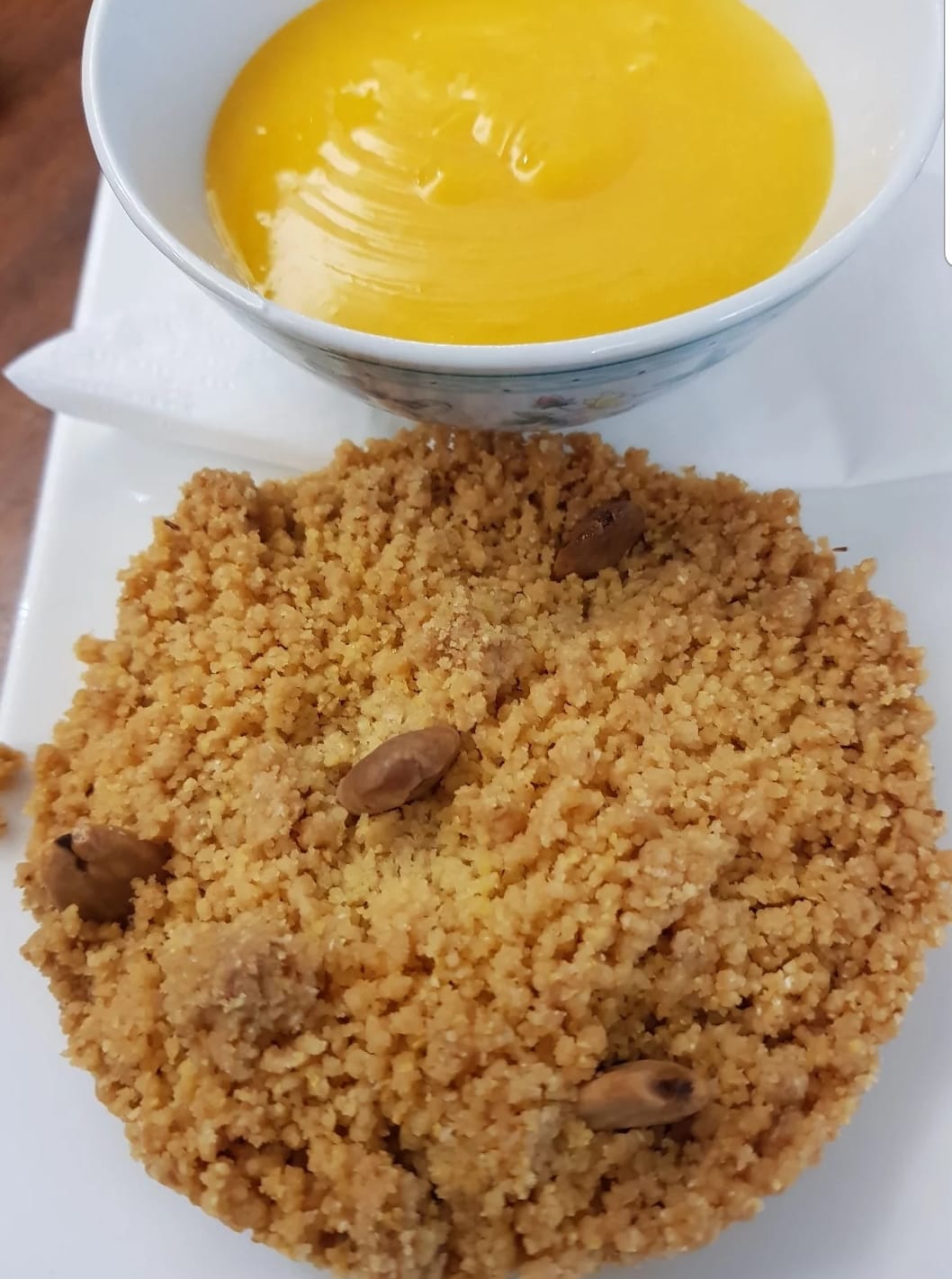 Sbrisolona con crema