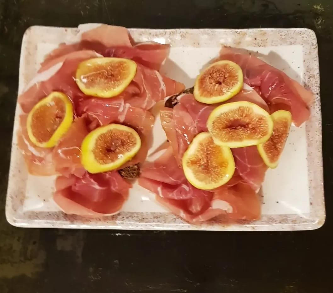 Prosciutto crudo con fichi